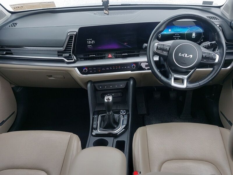 More views of Kia Sportage