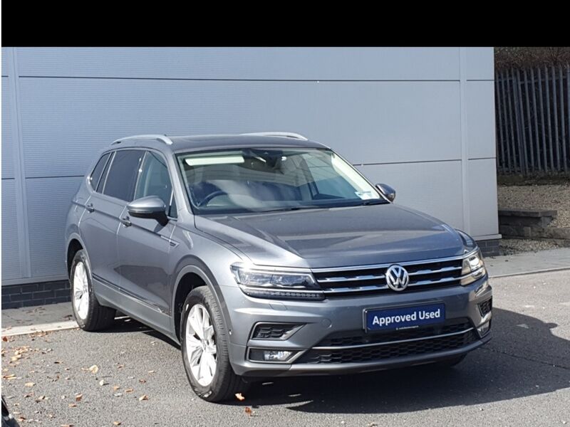 More views of Volkswagen Tiguan Allspace