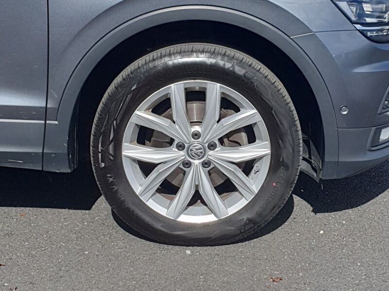 More views of Volkswagen Tiguan Allspace