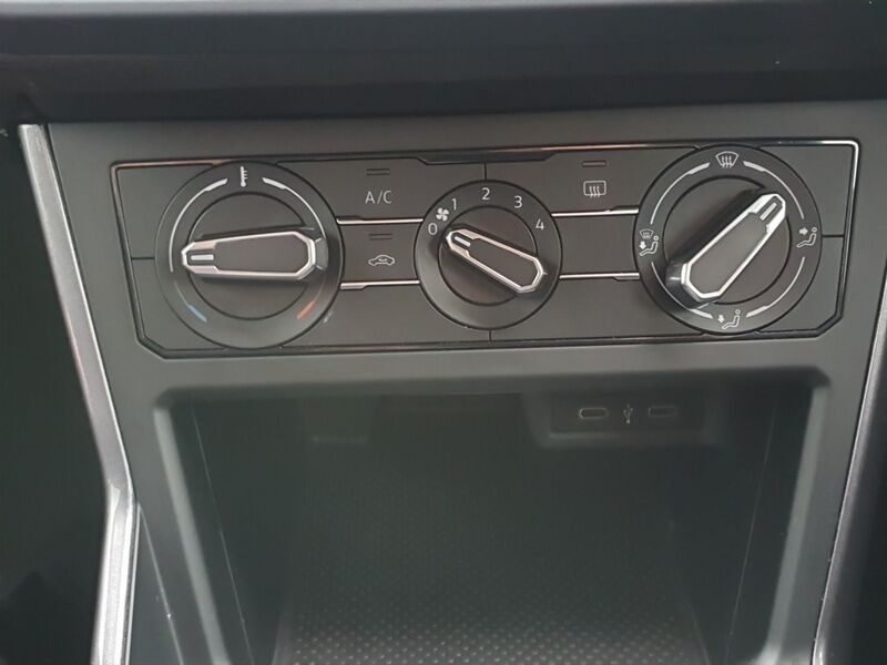 More views of Volkswagen Taigo