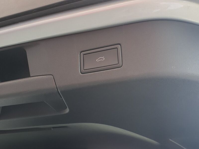 More views of Volkswagen ID.4