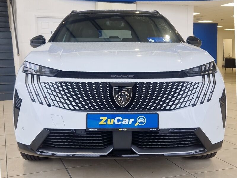 More views of Peugeot 5008