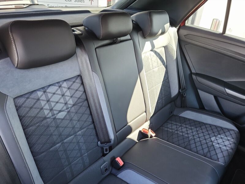 More views of Volkswagen T-Roc