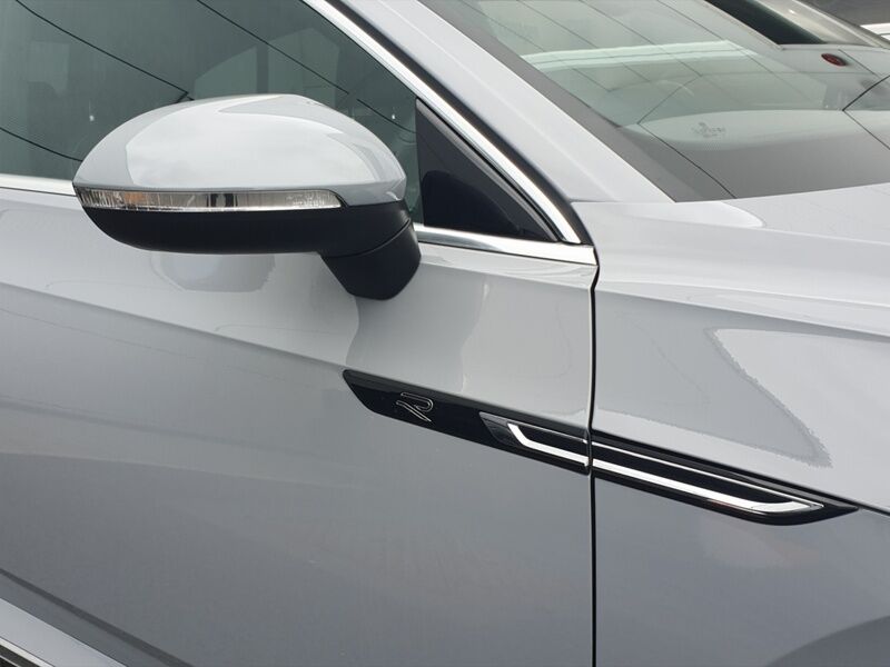 More views of Volkswagen Arteon