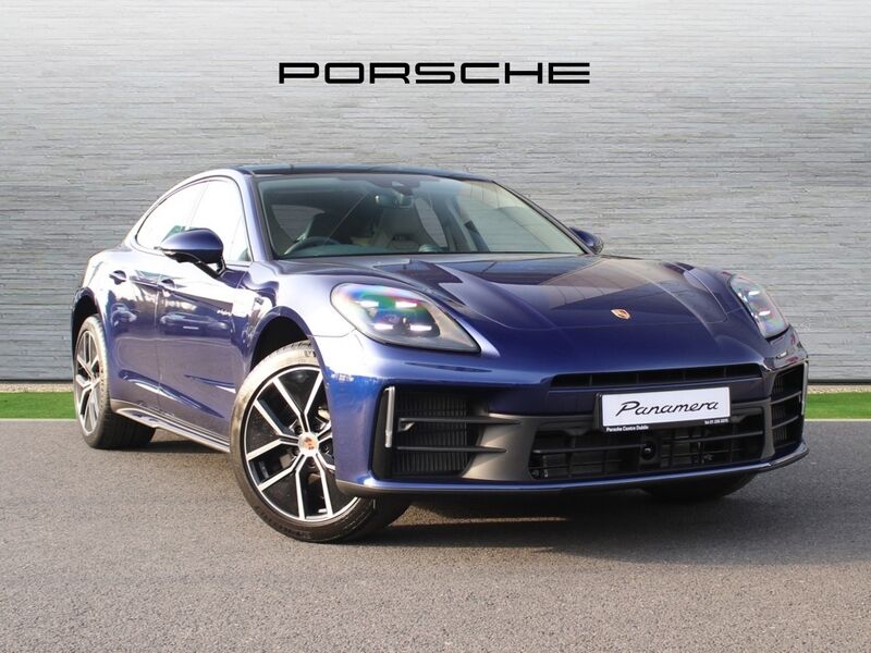 More views of Porsche Panamera