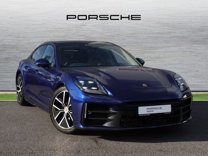 More views of Porsche Panamera