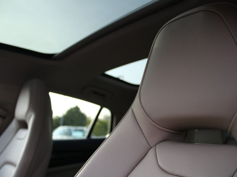 More views of Porsche Panamera