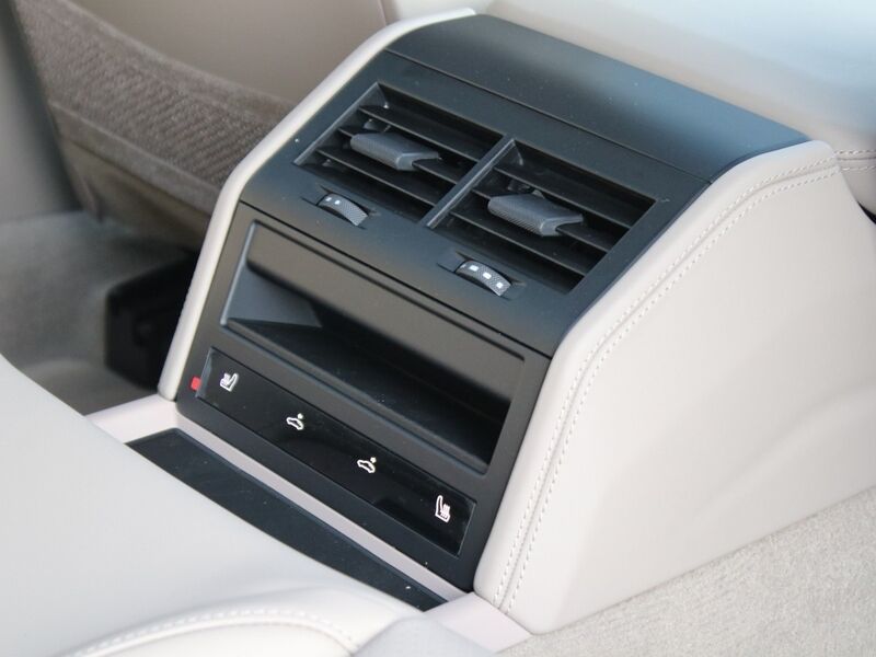 More views of Porsche Panamera