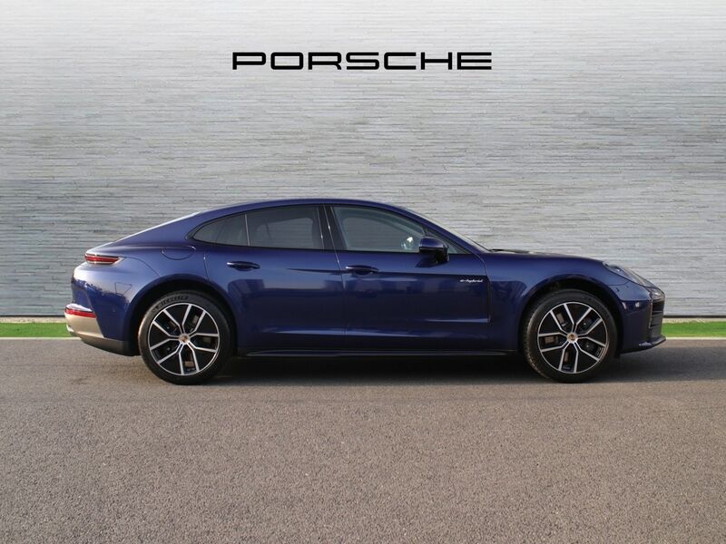 More views of Porsche Panamera