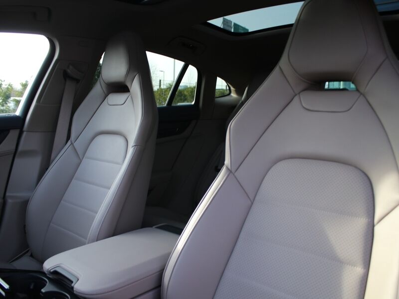 More views of Porsche Panamera