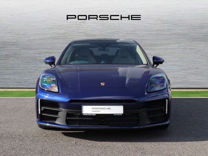 More views of Porsche Panamera