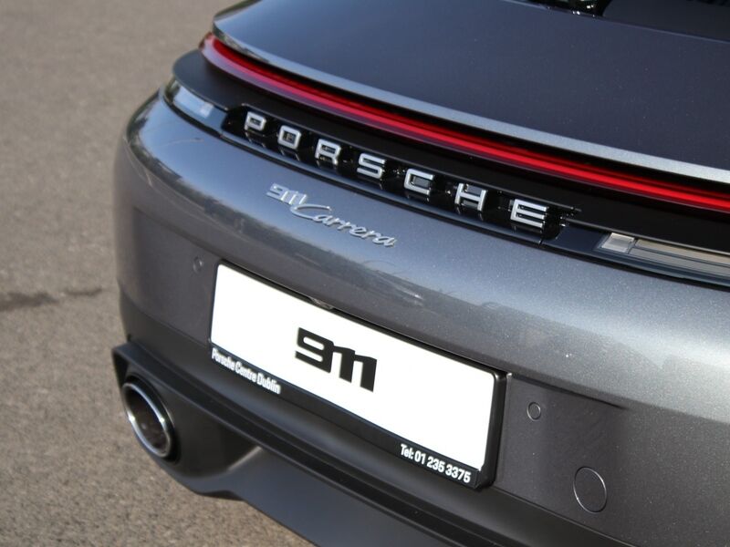 More views of Porsche 911