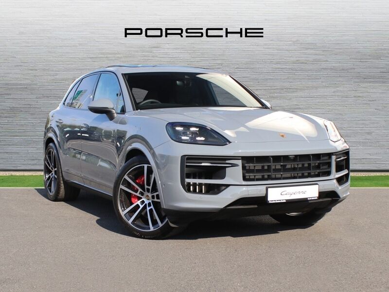 More views of Porsche Cayenne