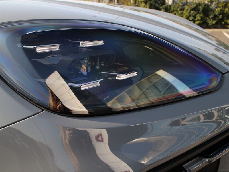 More views of Porsche Cayenne