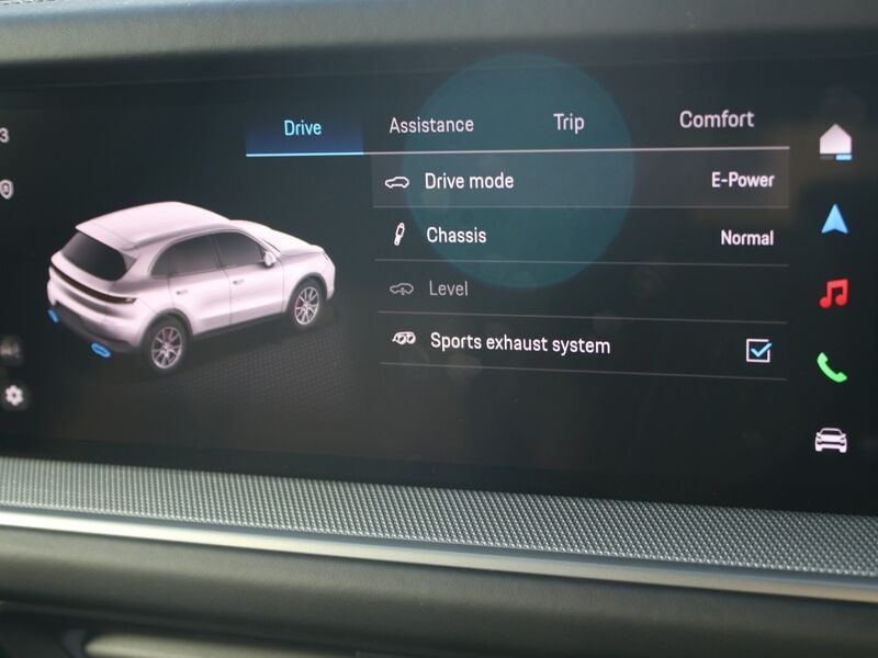More views of Porsche Cayenne