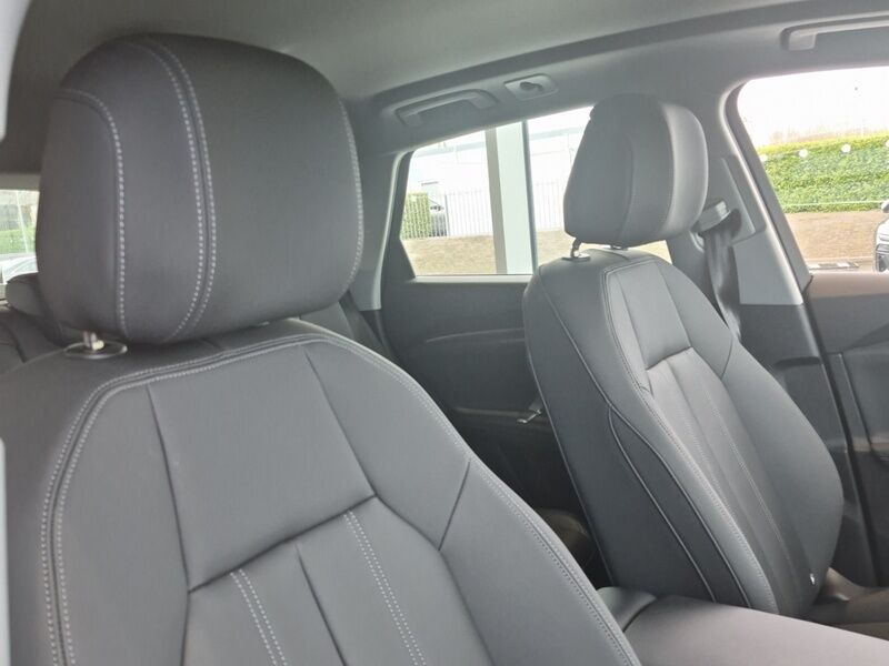 More views of Audi Q5