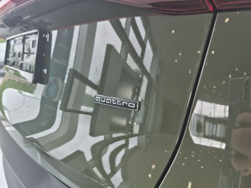 More views of Audi Q5