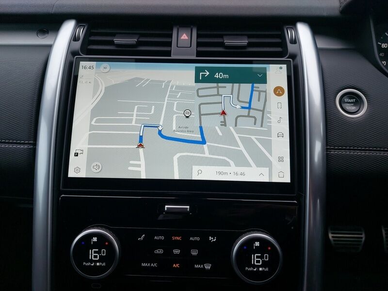 More views of Land Rover Discovery