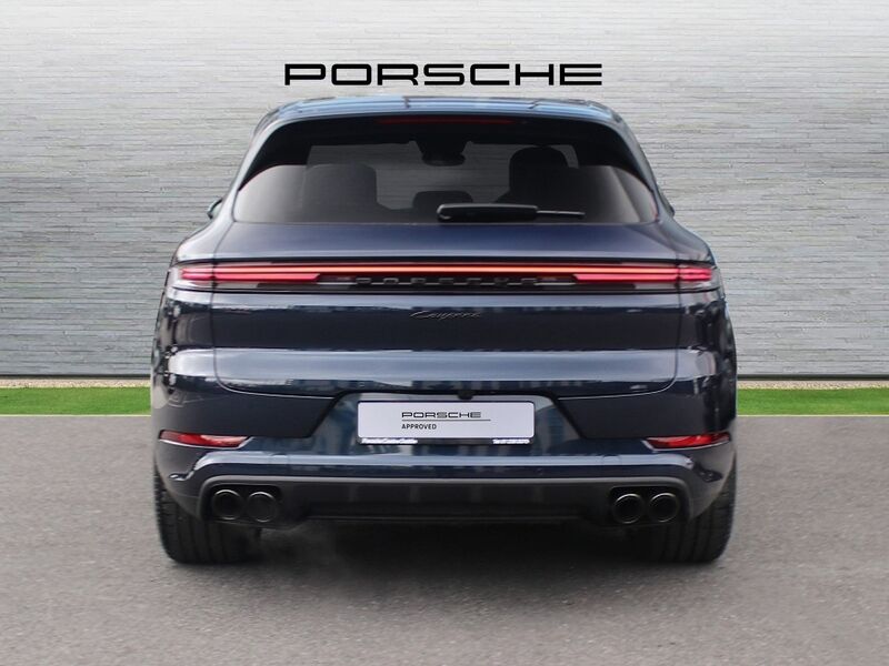 More views of Porsche Cayenne