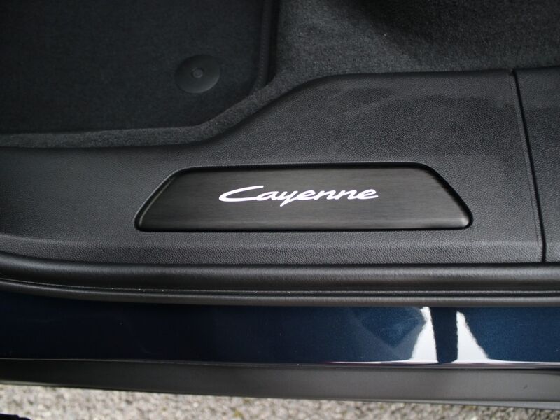 More views of Porsche Cayenne