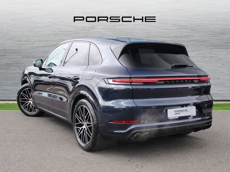More views of Porsche Cayenne