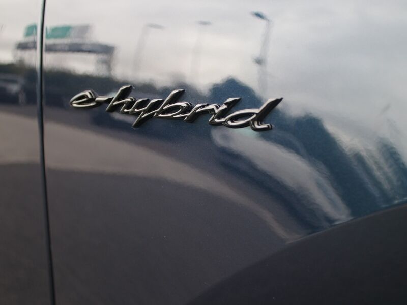 More views of Porsche Cayenne
