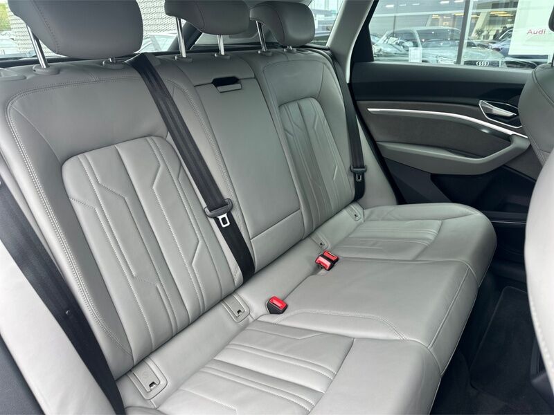 More views of Audi e-tron