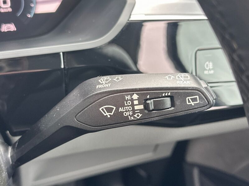 More views of Audi e-tron