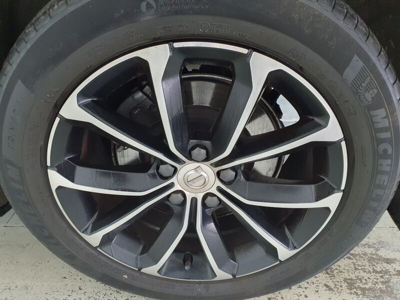 More views of Volvo V60