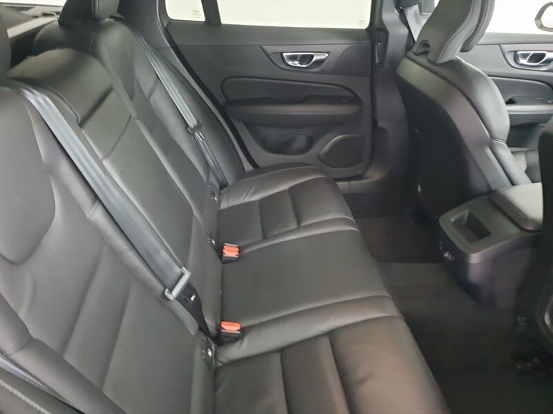 More views of Volvo V60