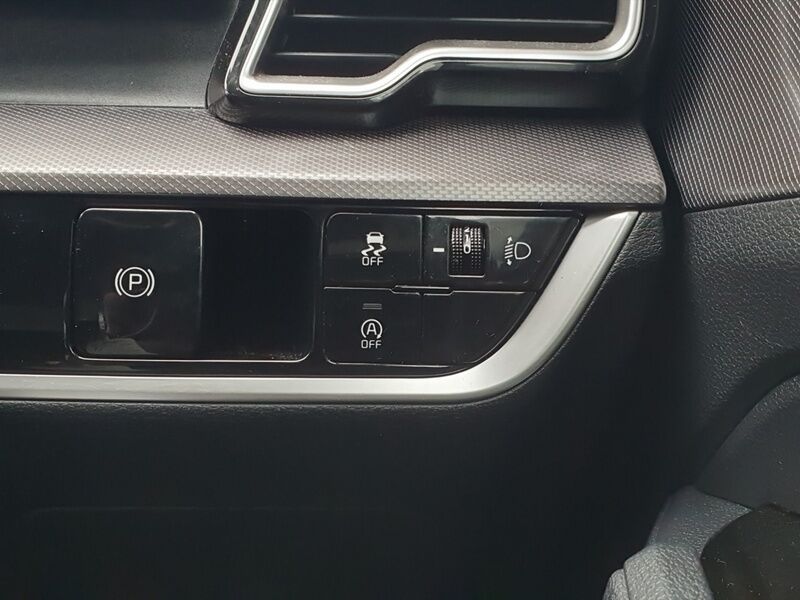 More views of Kia Sportage