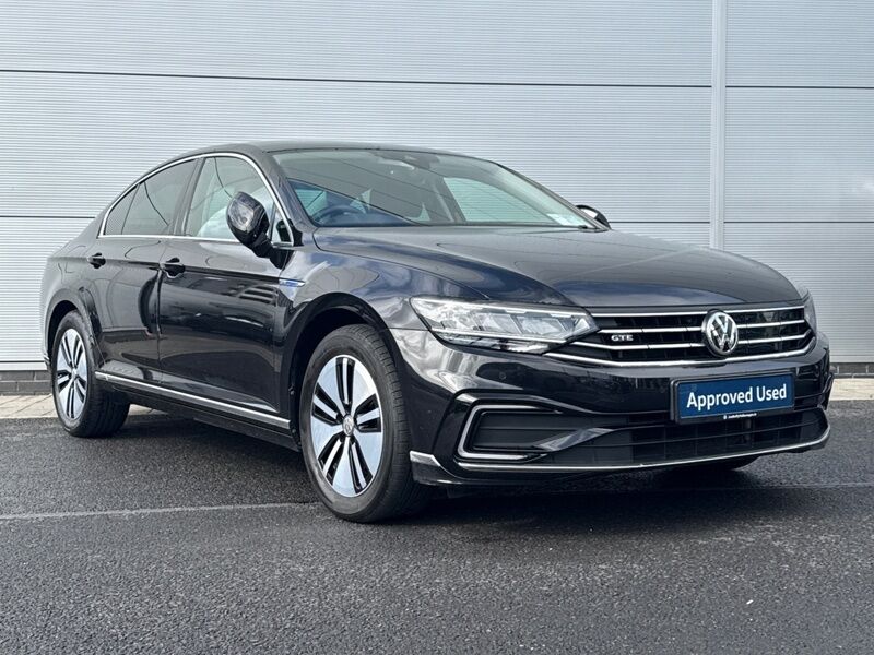More views of Volkswagen Passat