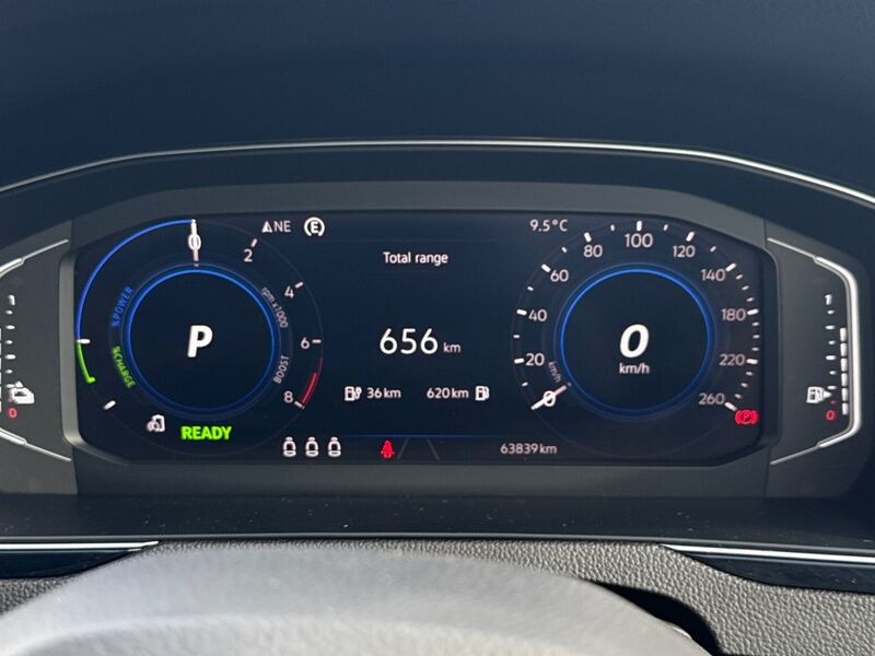 More views of Volkswagen Passat