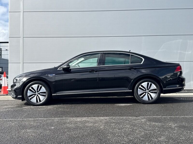 More views of Volkswagen Passat