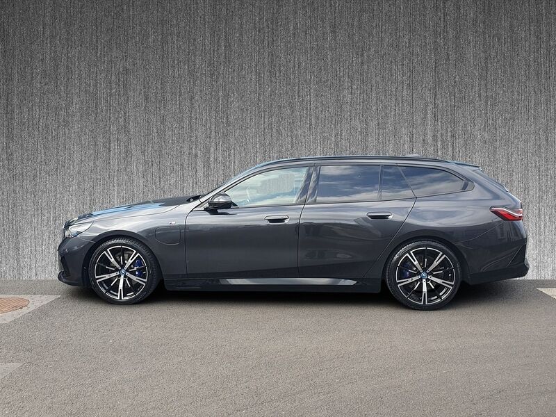 More views of BMW 5-Series