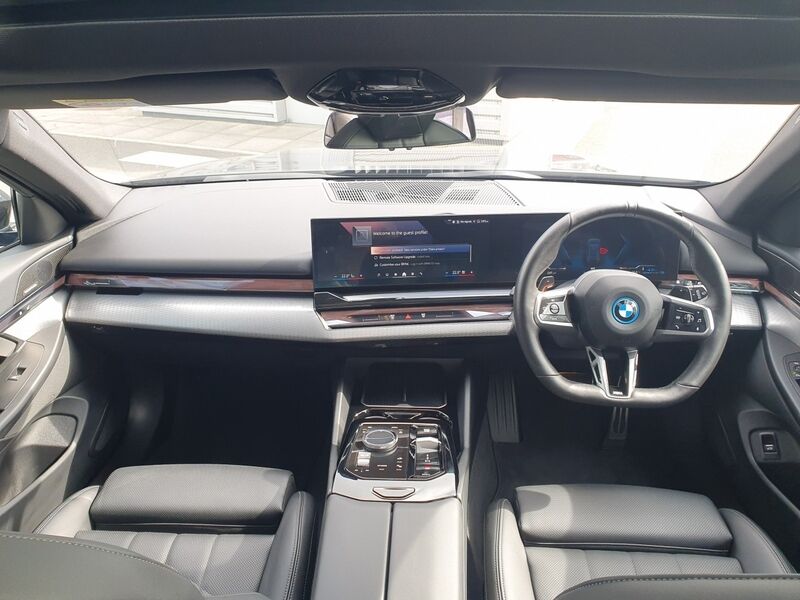 More views of BMW 5-Series