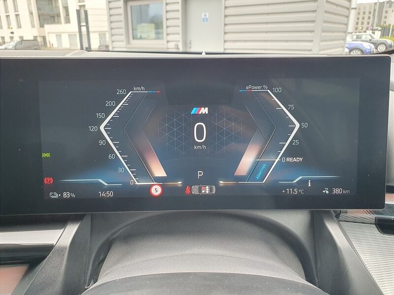 More views of BMW i5