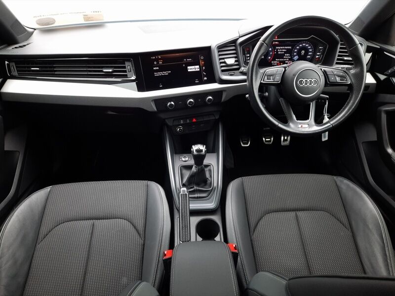More views of Audi A1