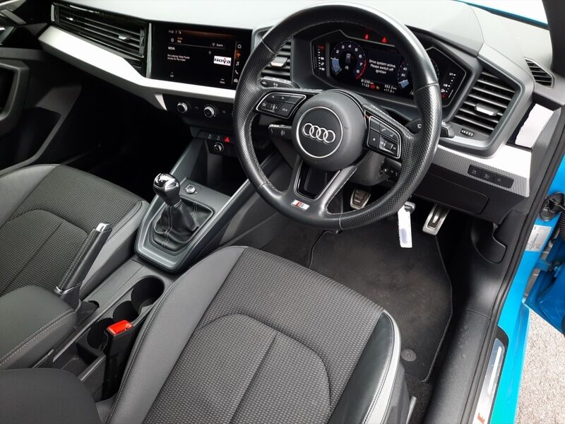 More views of Audi A1