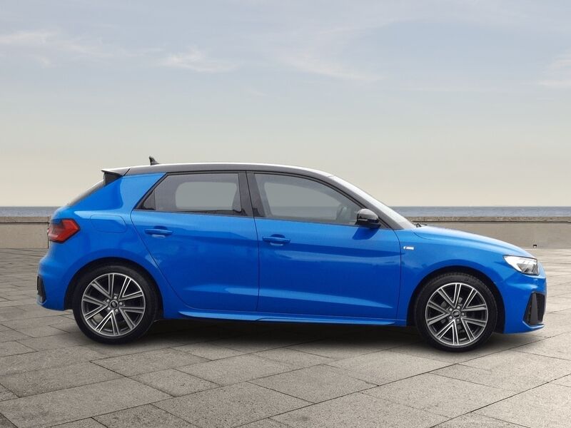 More views of Audi A1