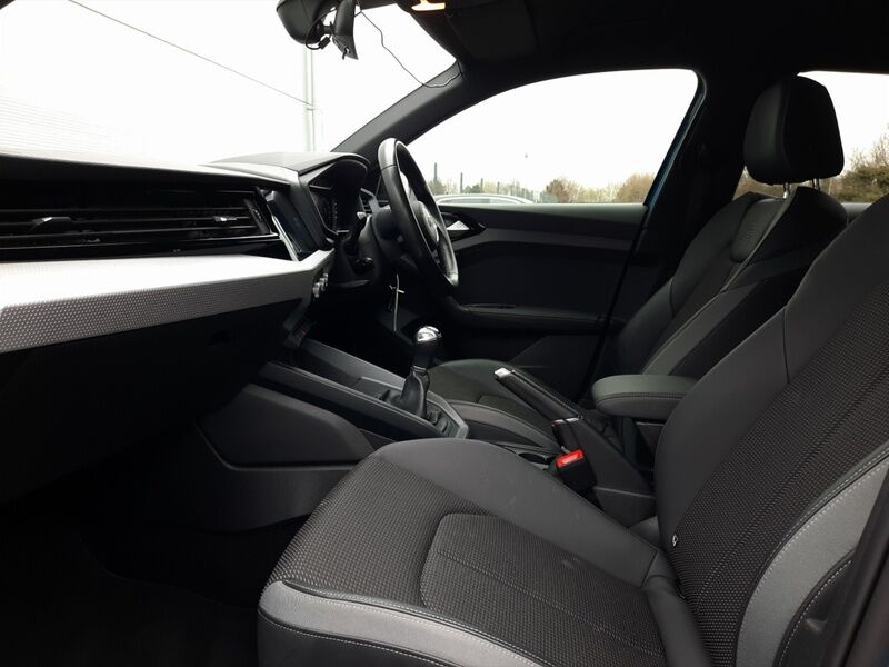 More views of Audi A1