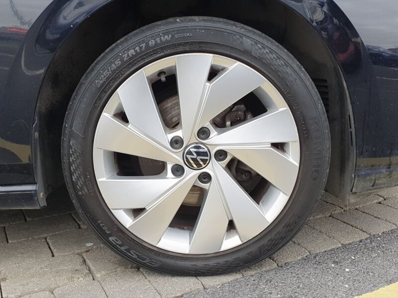 More views of Volkswagen Golf