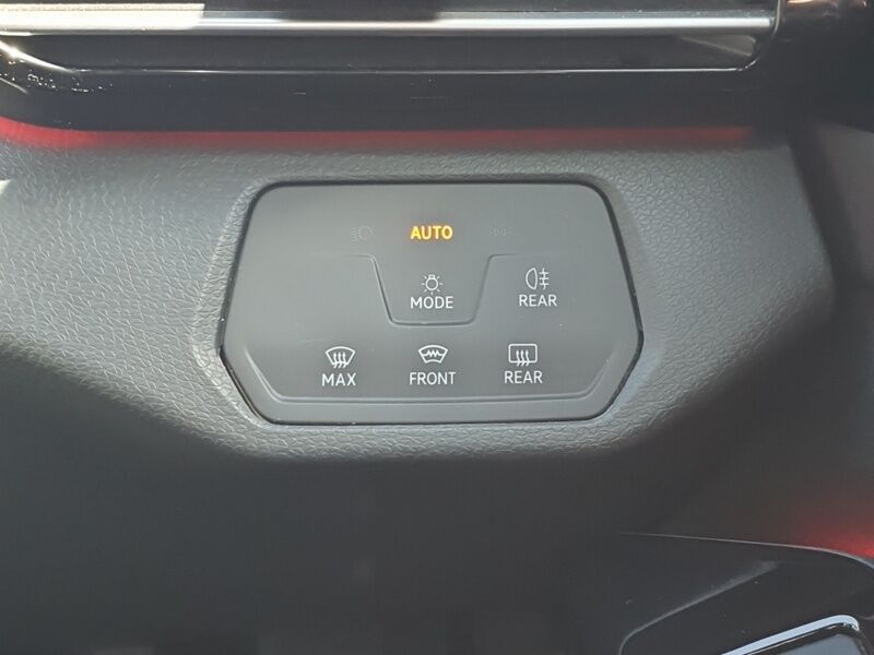 More views of Volkswagen ID.4