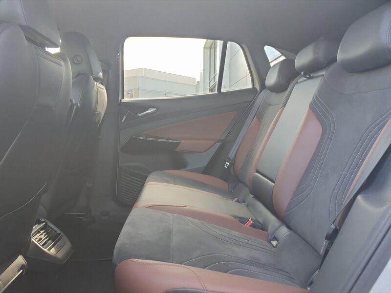 More views of Volkswagen ID.4