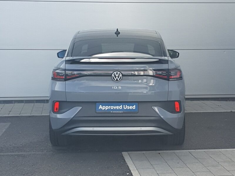 More views of Volkswagen ID.5