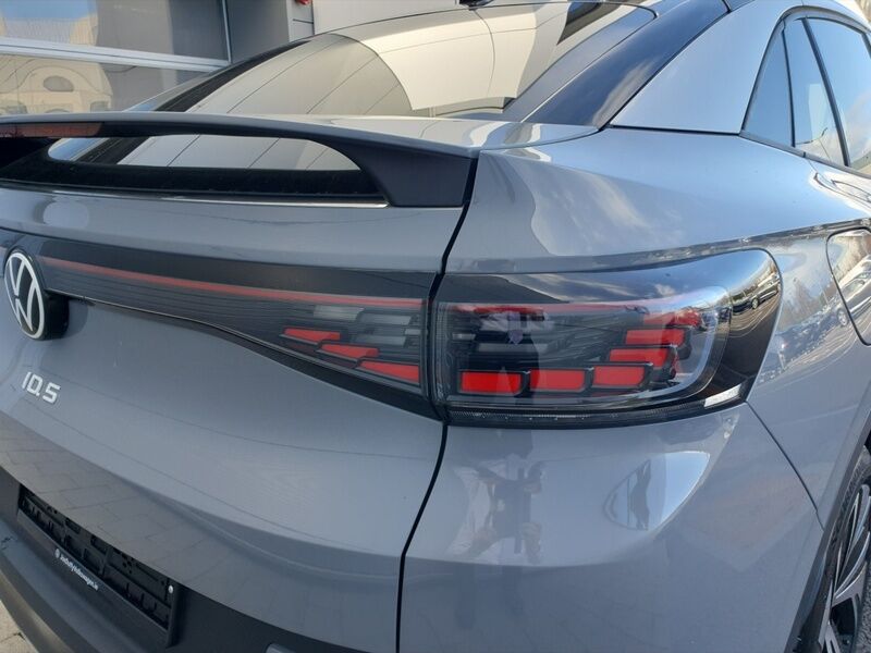 More views of Volkswagen ID.5