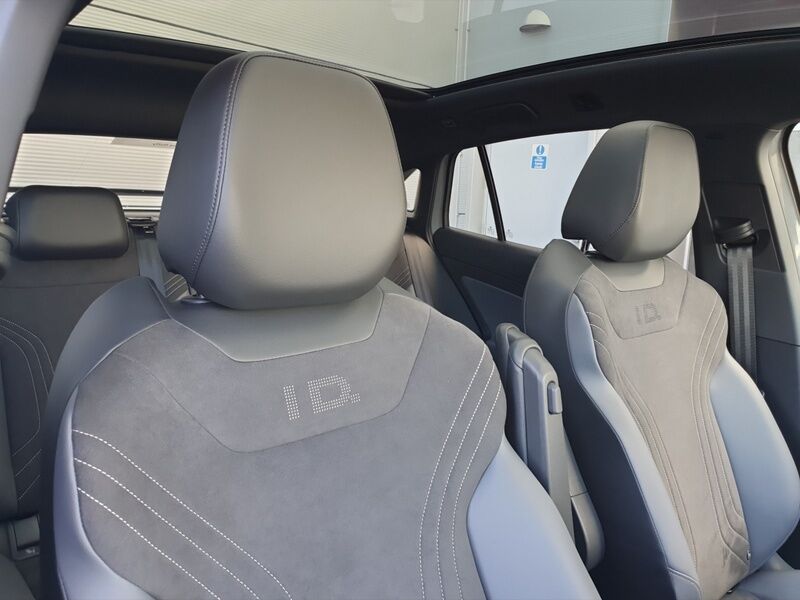 More views of Volkswagen ID.5