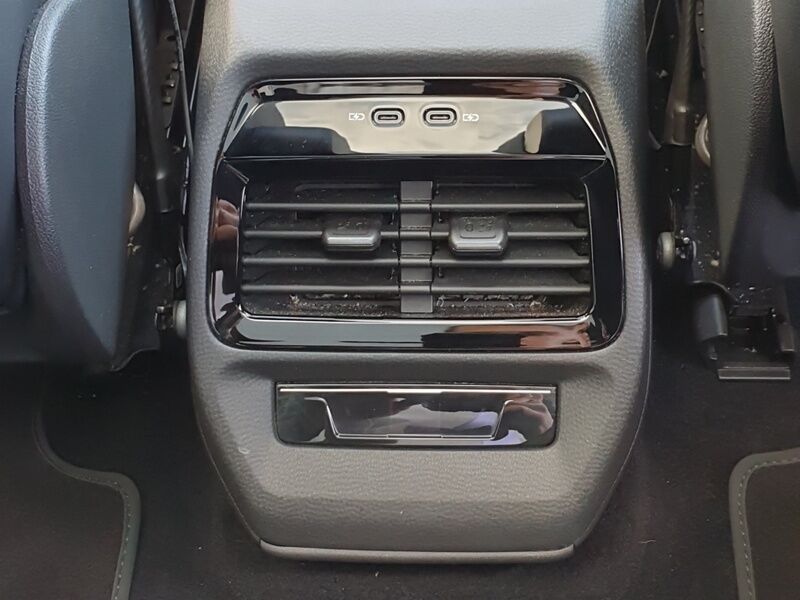 More views of Volkswagen ID.5