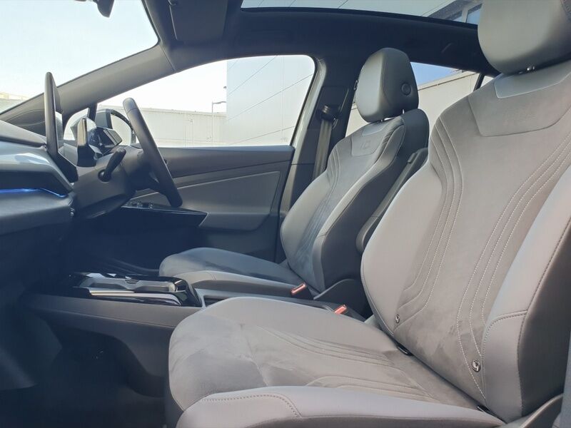 More views of Volkswagen ID.5