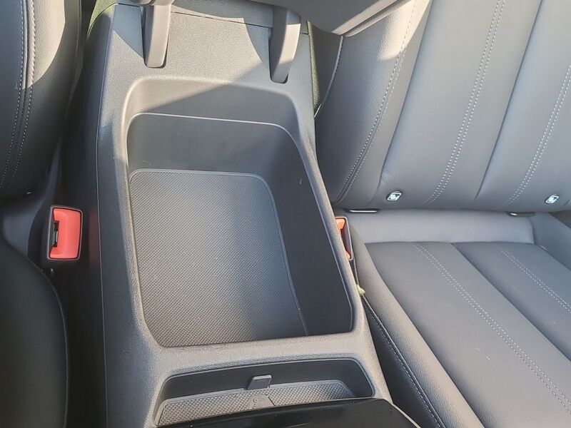 More views of Audi A6